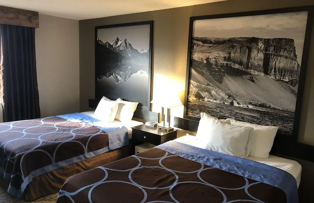 Super 8 By Wyndham Boise-1